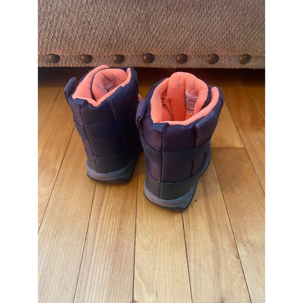 Carters Navy Blue/Orange Toddler Winter Boot w/ hook & loop closure. Size 6M. F1